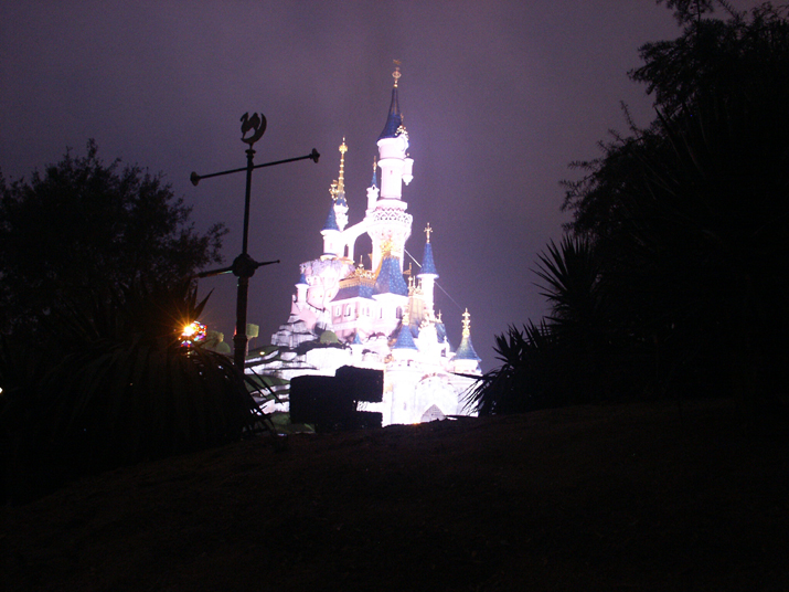 2004-11 Disneyland 044.jpg - DCF 1.0